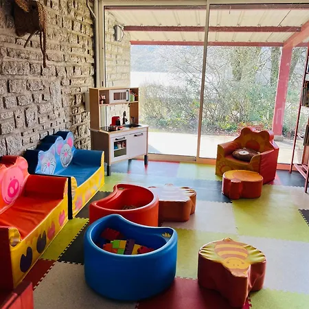 Apartment 4 Pers Vue Raviege La Salvetat-sur-Agout